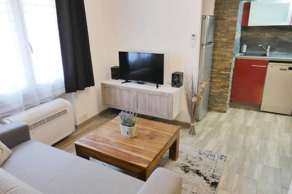 Apartmán Tiloft Antibes Exteriér fotografie